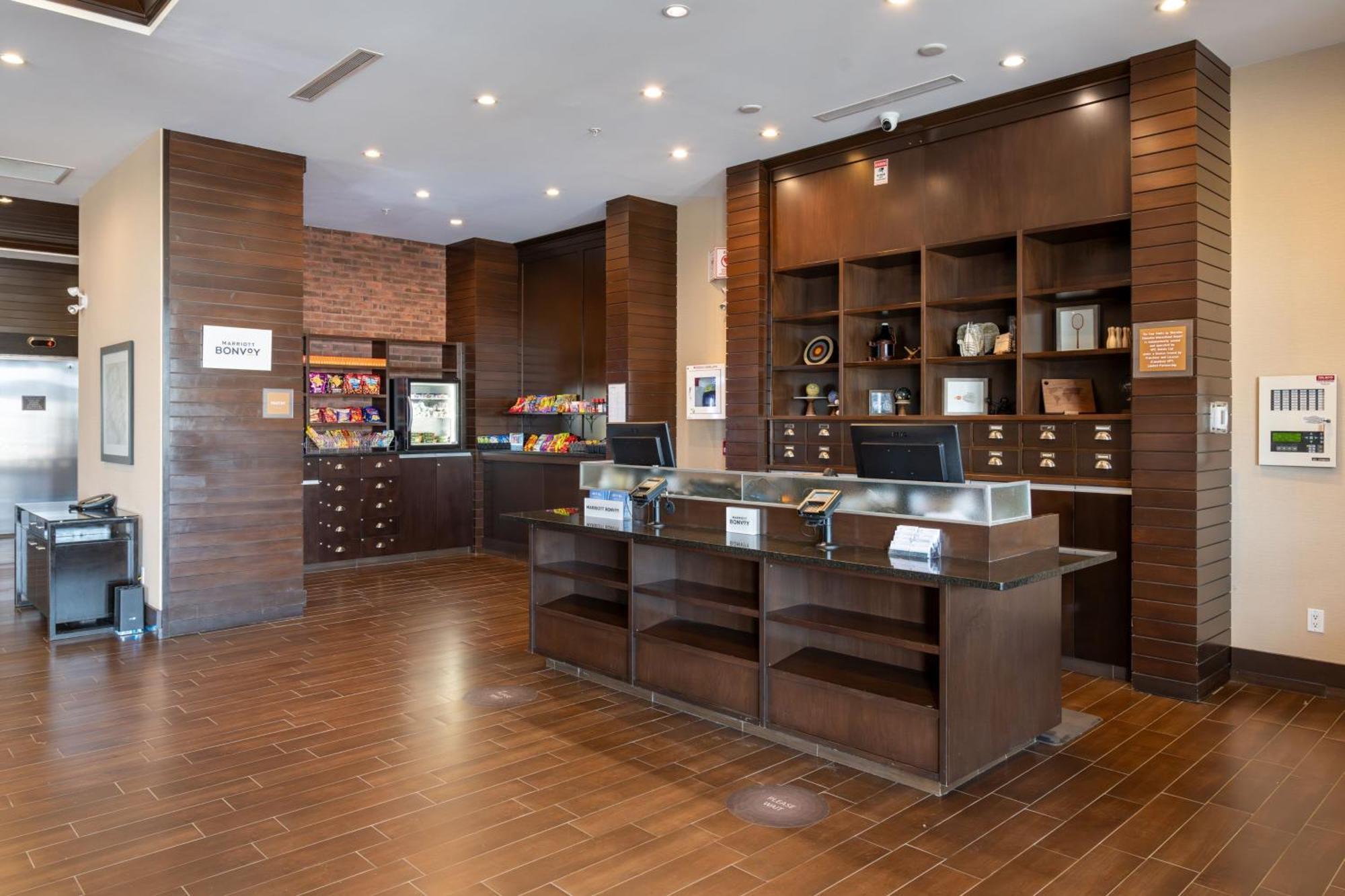 Four Points By Sheraton Edmonton International Airport Ніску Екстер'єр фото