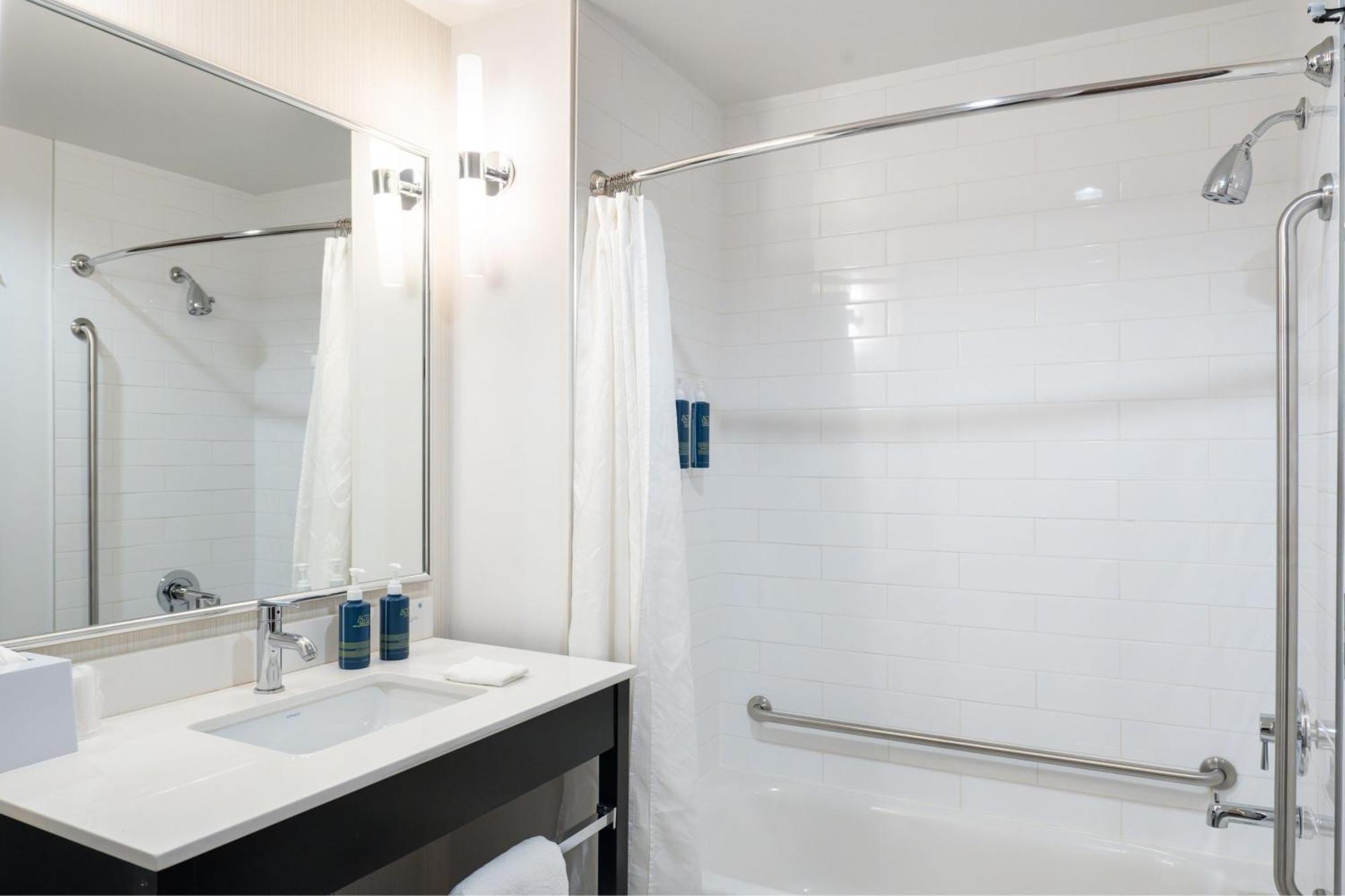 Four Points By Sheraton Edmonton International Airport Ніску Екстер'єр фото