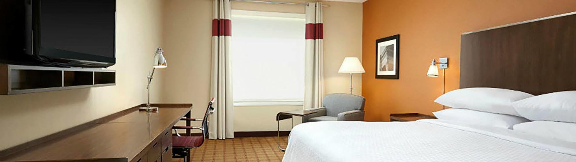 Four Points By Sheraton Edmonton International Airport Ніску Екстер'єр фото